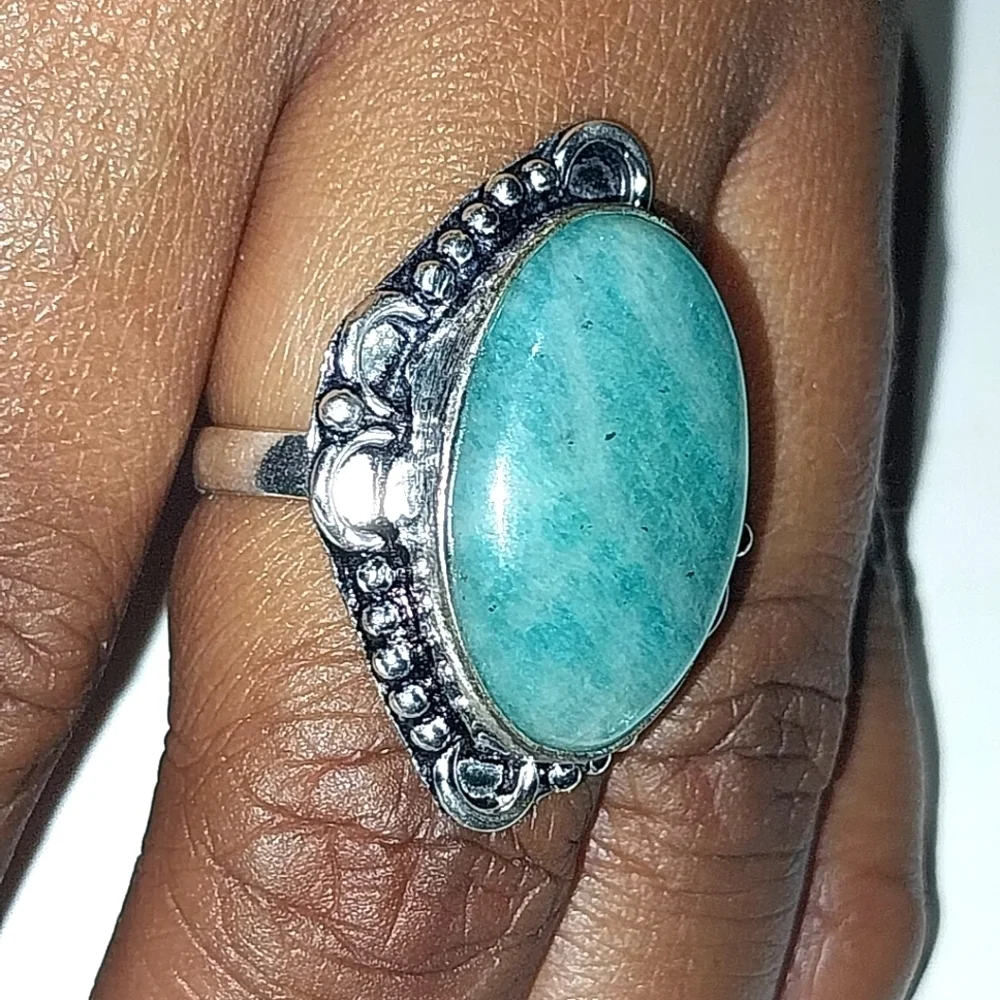 Vintage Elegant 925 Silver and Turquoise Ring Sz 7